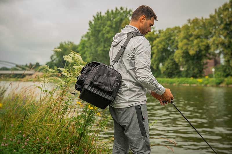 Macuto con cajas Fox Rage Voyager Camo Grande