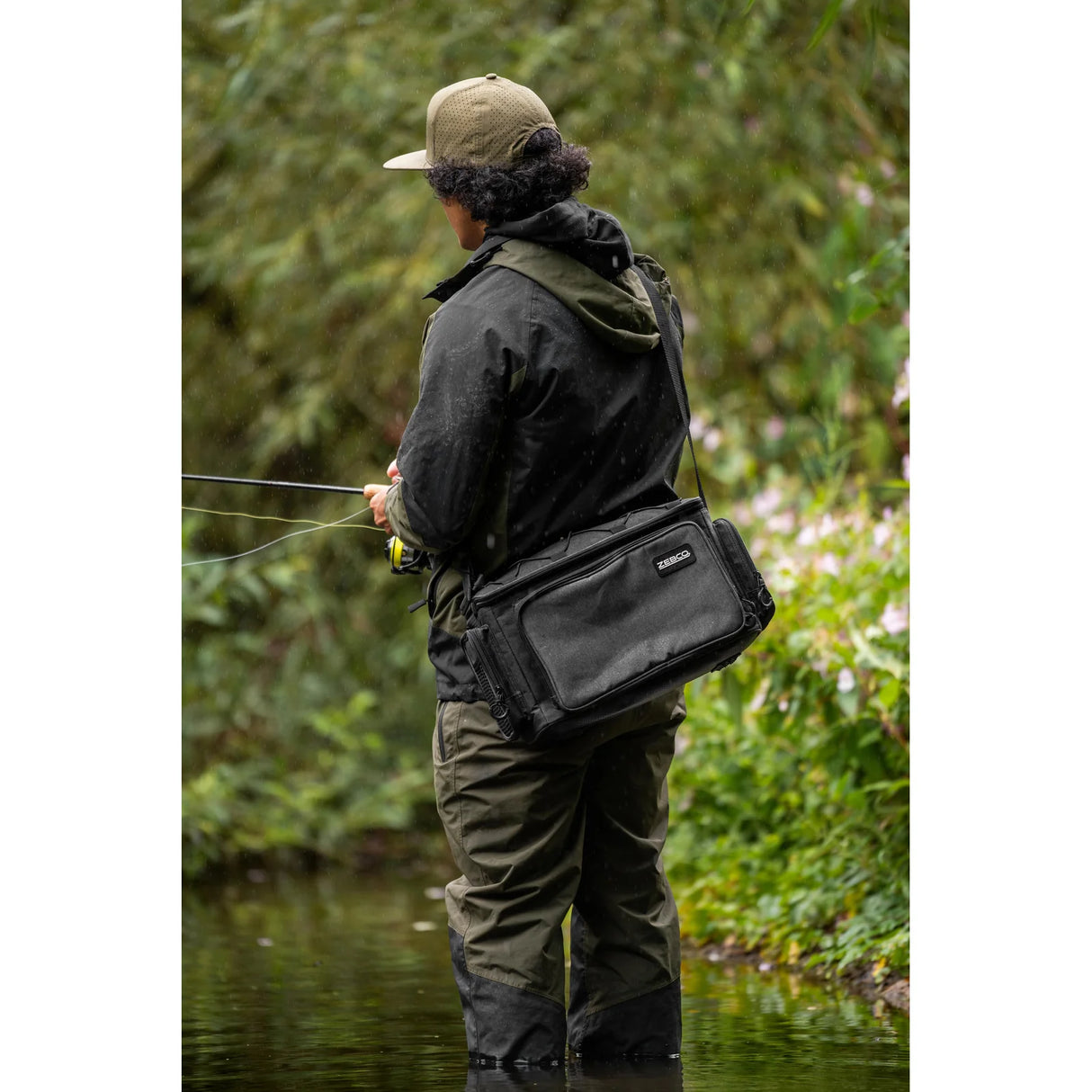 Macuto Zebco Trophy System Carryall Medium 12.5L 22x46x20