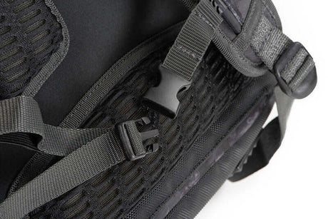 Mochila con cajas Fox Rage Voyager Camo 11