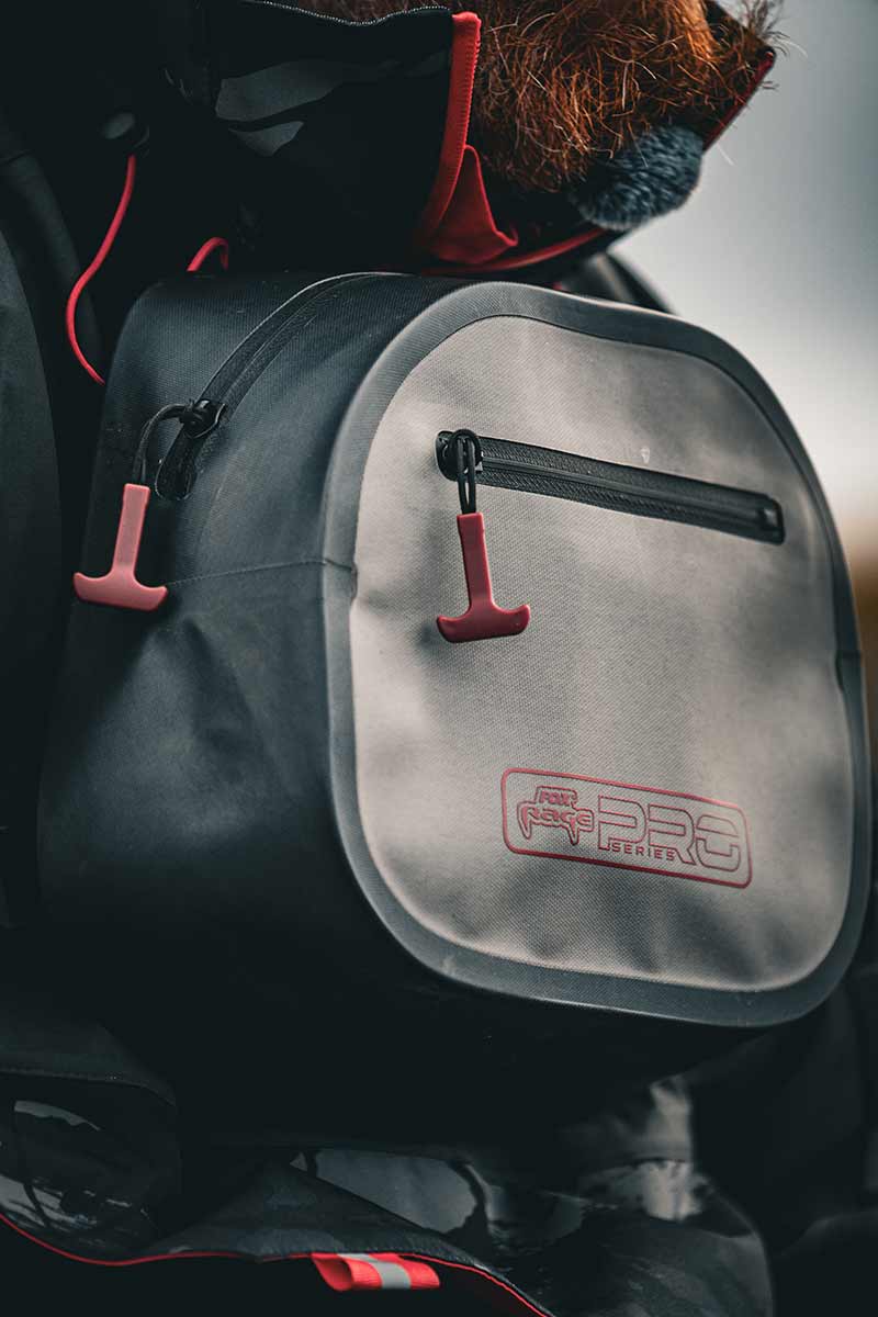 Mochila de pecho Fox Rage Pro Series Impermeable