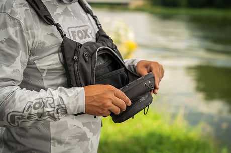 Mochila de pecho Fox Rage Voyager - Tienda Bass